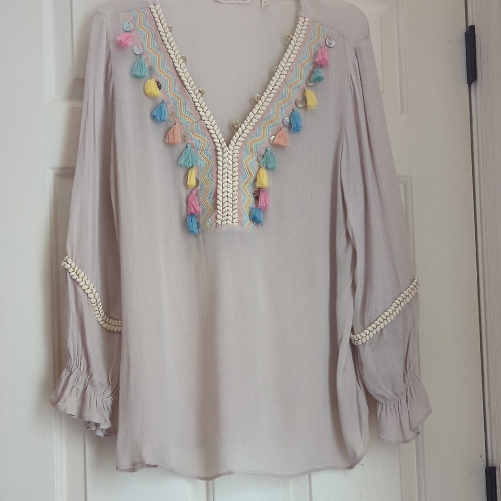 Soft Surroundings Beige Tassel V-Neck Beautiful and Unique Tunic Light Weight - Picture 3 of 8